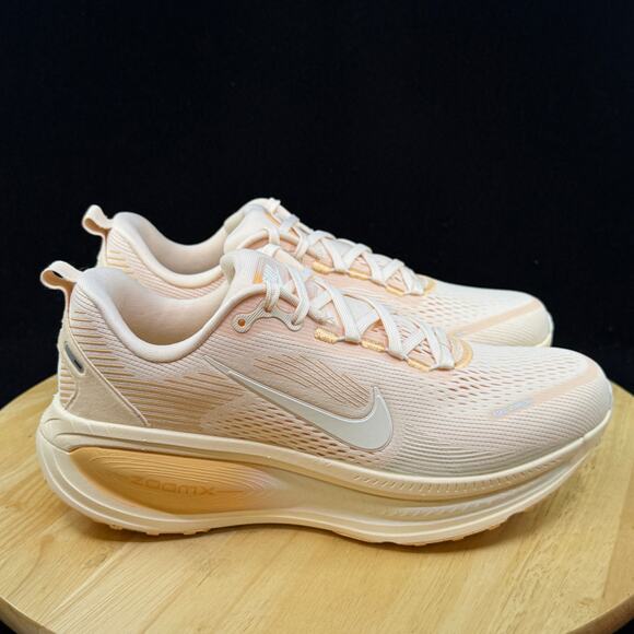 Nike Vomero 18 Guava Ice Orange Chalk Sail HM6804-800 Women Size 9 Sneakers - Picture 5 of 10